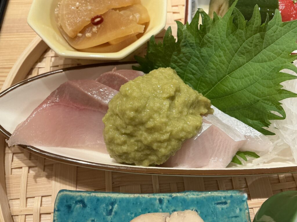 寿司こまちのブリ