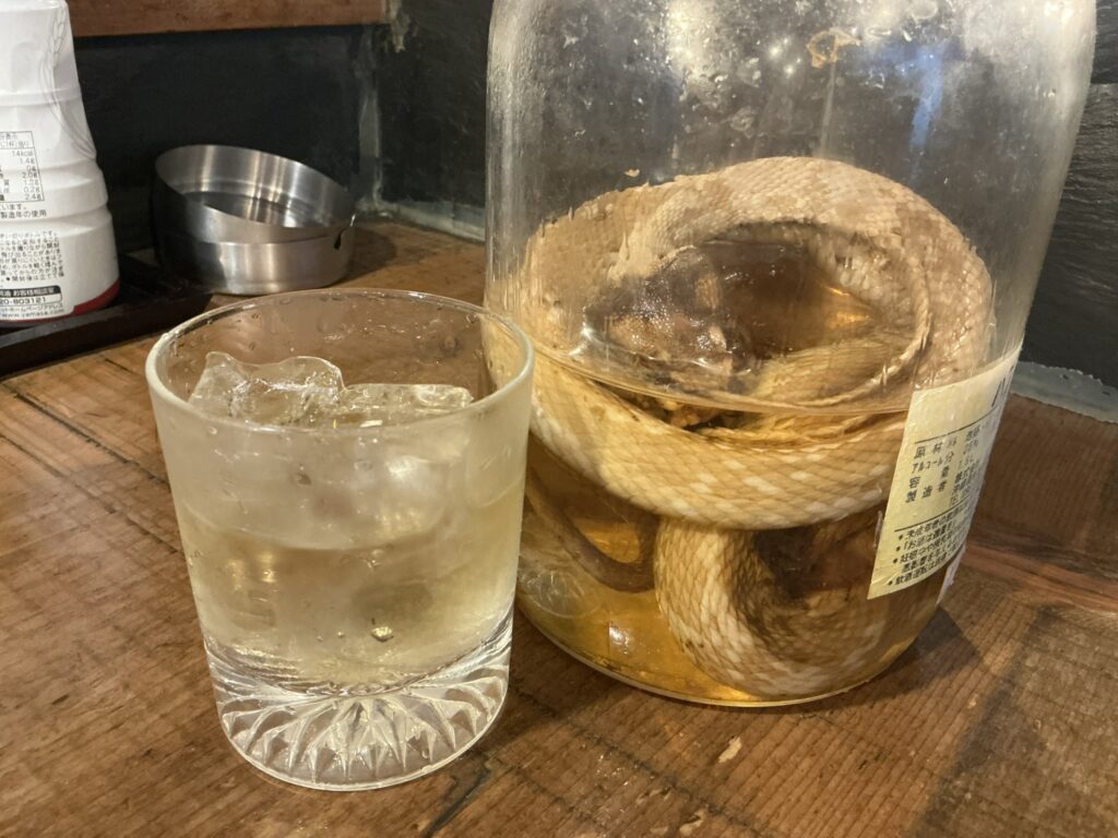 叶え家のハブ酒
