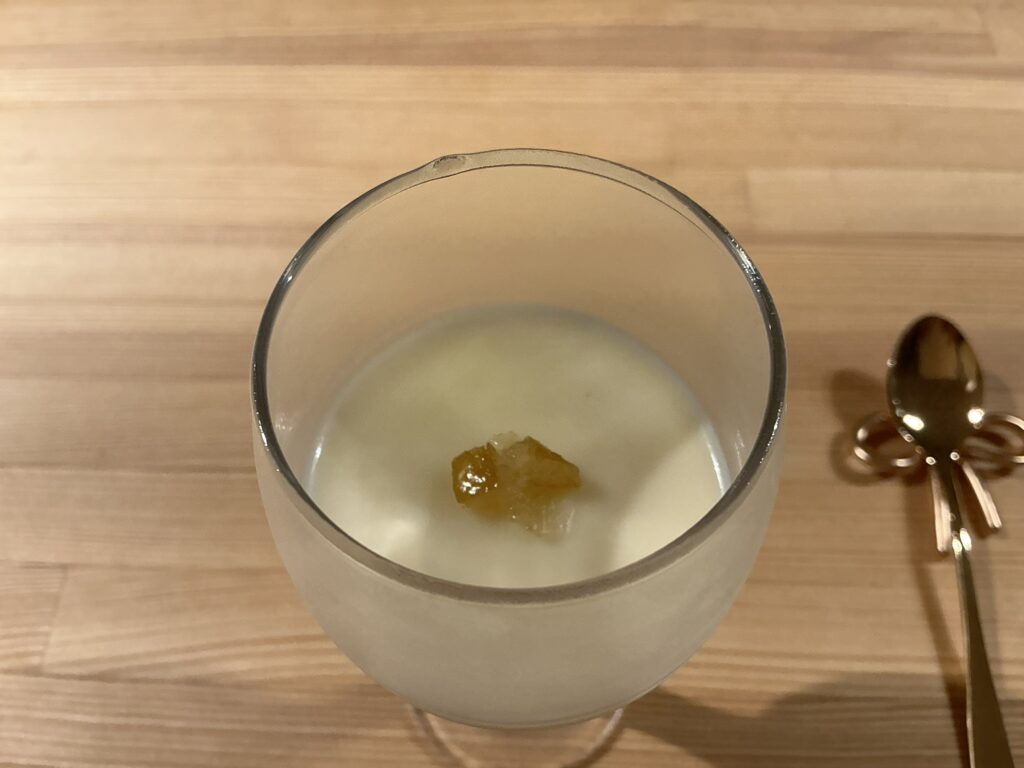 寿司こまちのレモンのムース