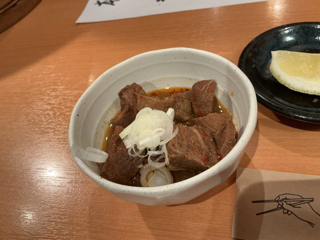焼肉しみずの煮込み