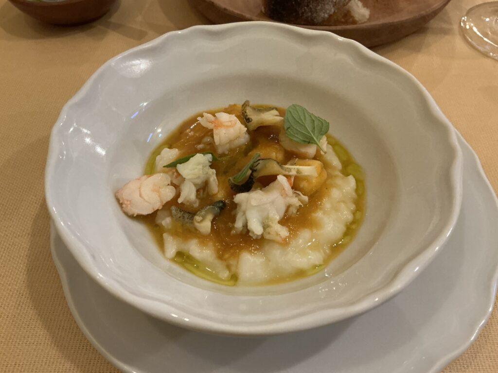 ヴィンチスグラッシのブロデット風魚介のトマトソース