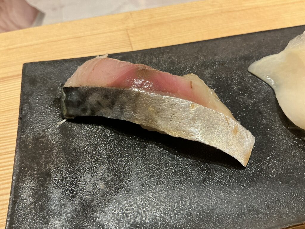 寿司こまちのサバ