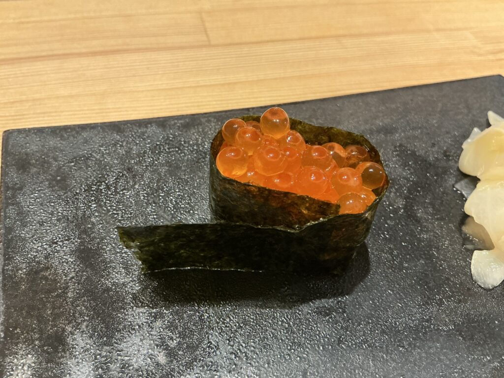 寿司こまちのイクラ
