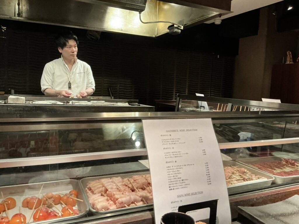 焼とりの八兵衛の店内