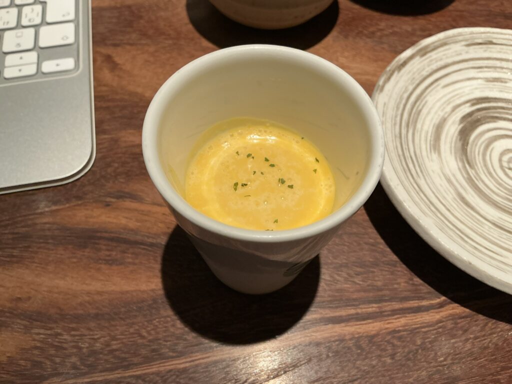 焼とりの八兵衛のとうもろこしの冷製スープ