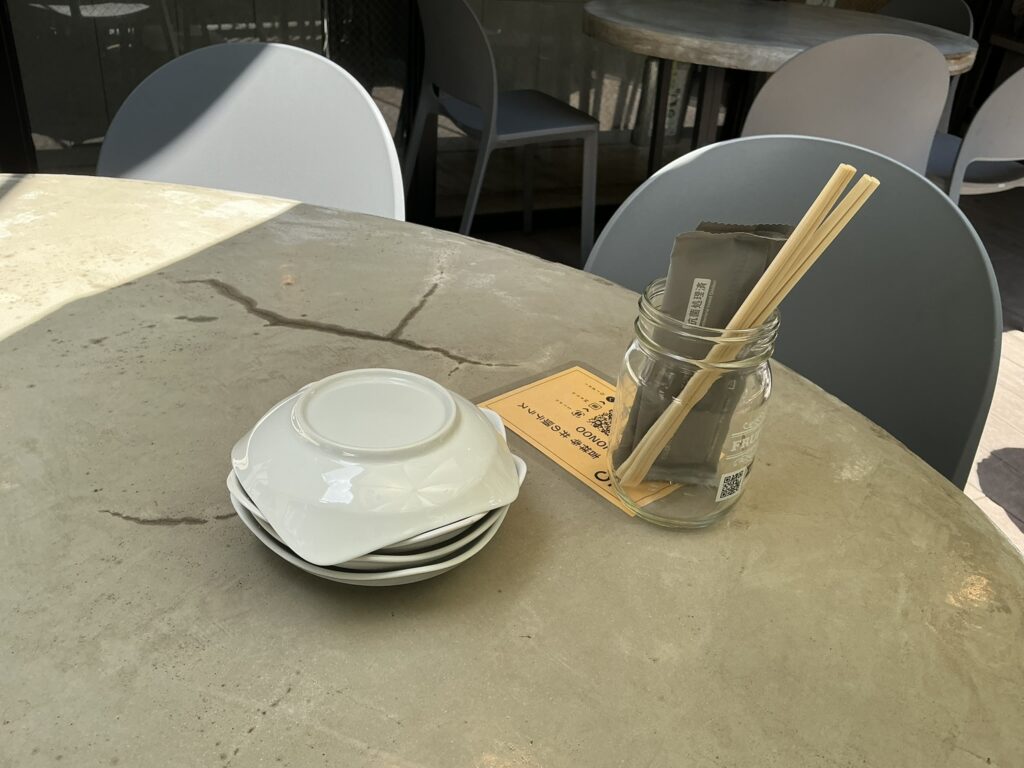 井の頭テラスHONOOのテーブルセット