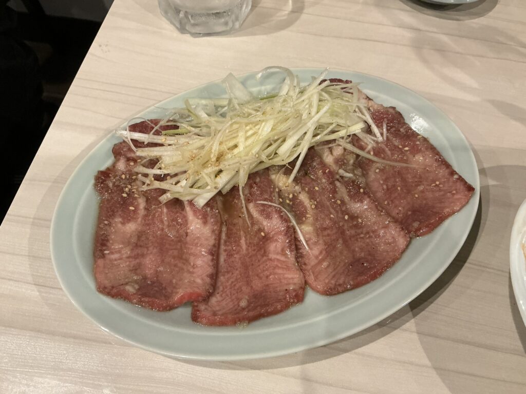 焼肉三宝苑のタン