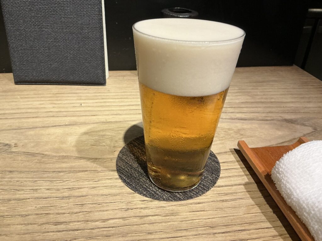 とり卓忠のビール