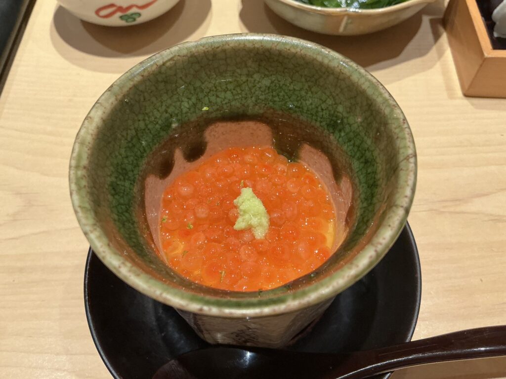 鮨結う紬のイクラ