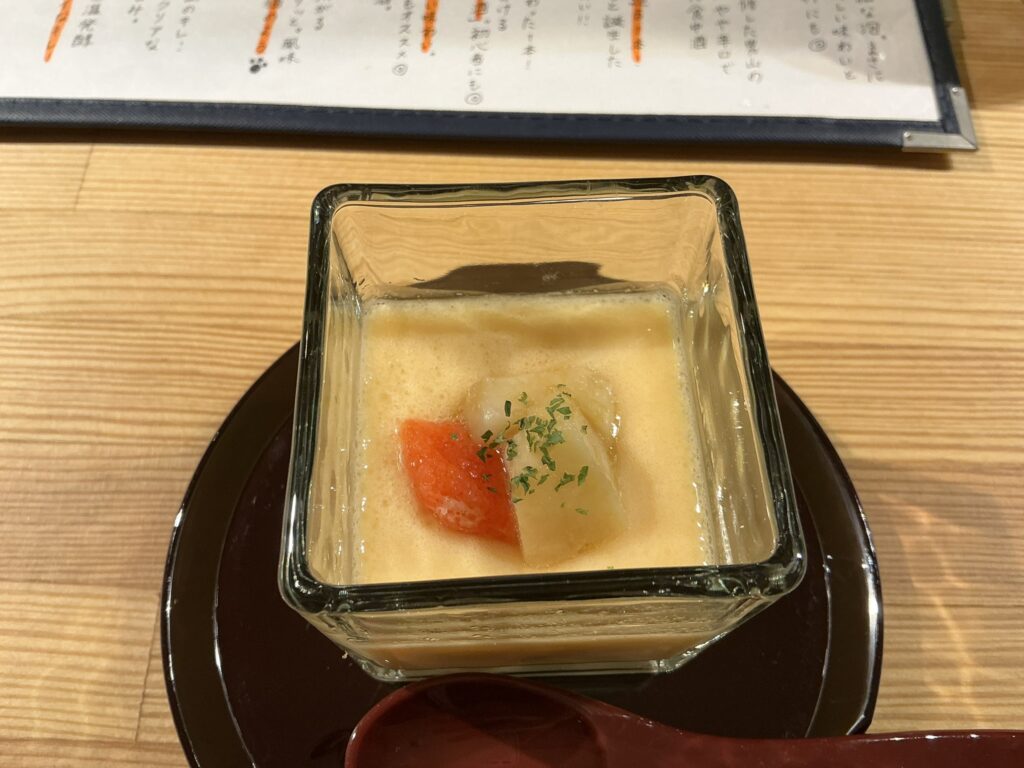 寿司こまちのジャガイモの冷トロ蒸し