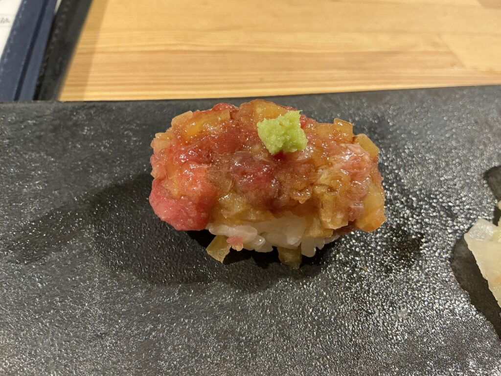 寿司こまちのトロタク