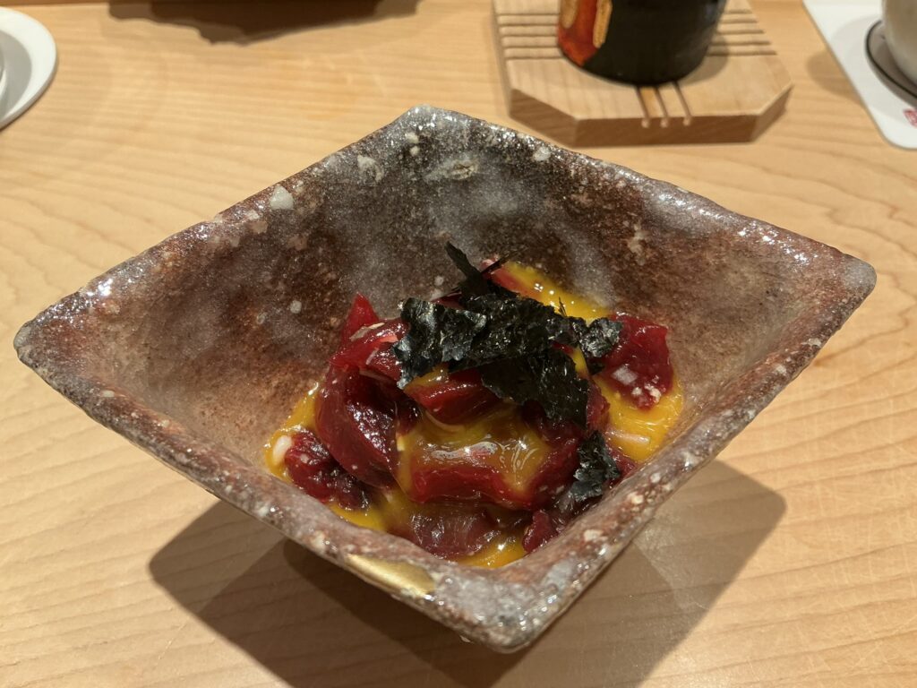 浅草壽司清のニタリクジラの赤身