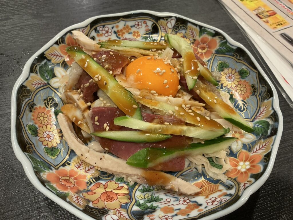 赤身焼肉ホルモン研磨の本日のモツ刺しミックス