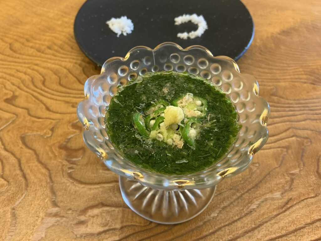 鮨おばなのモロヘイヤのすり流し