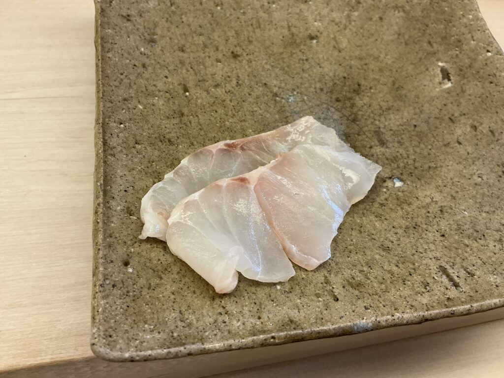 鮨おばなのアラ