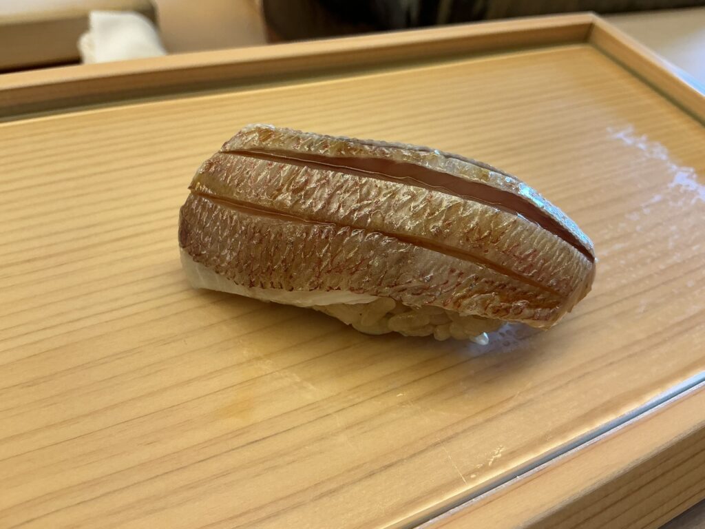 鮨おばなのカスゴ