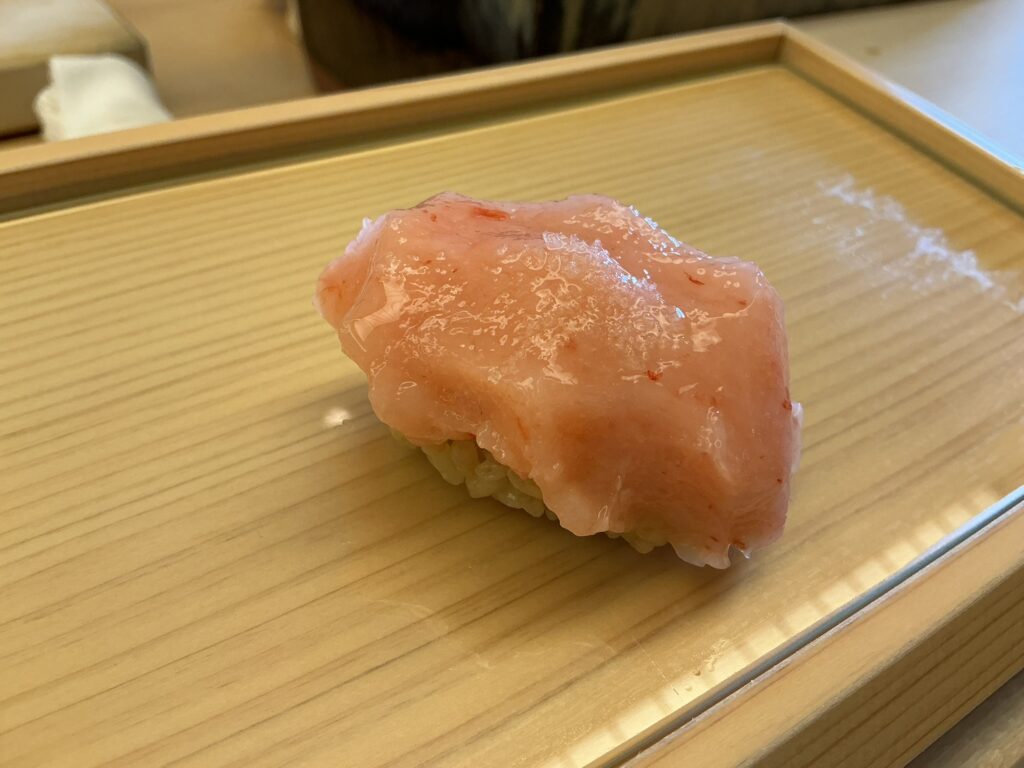 鮨おばなのアマエビ