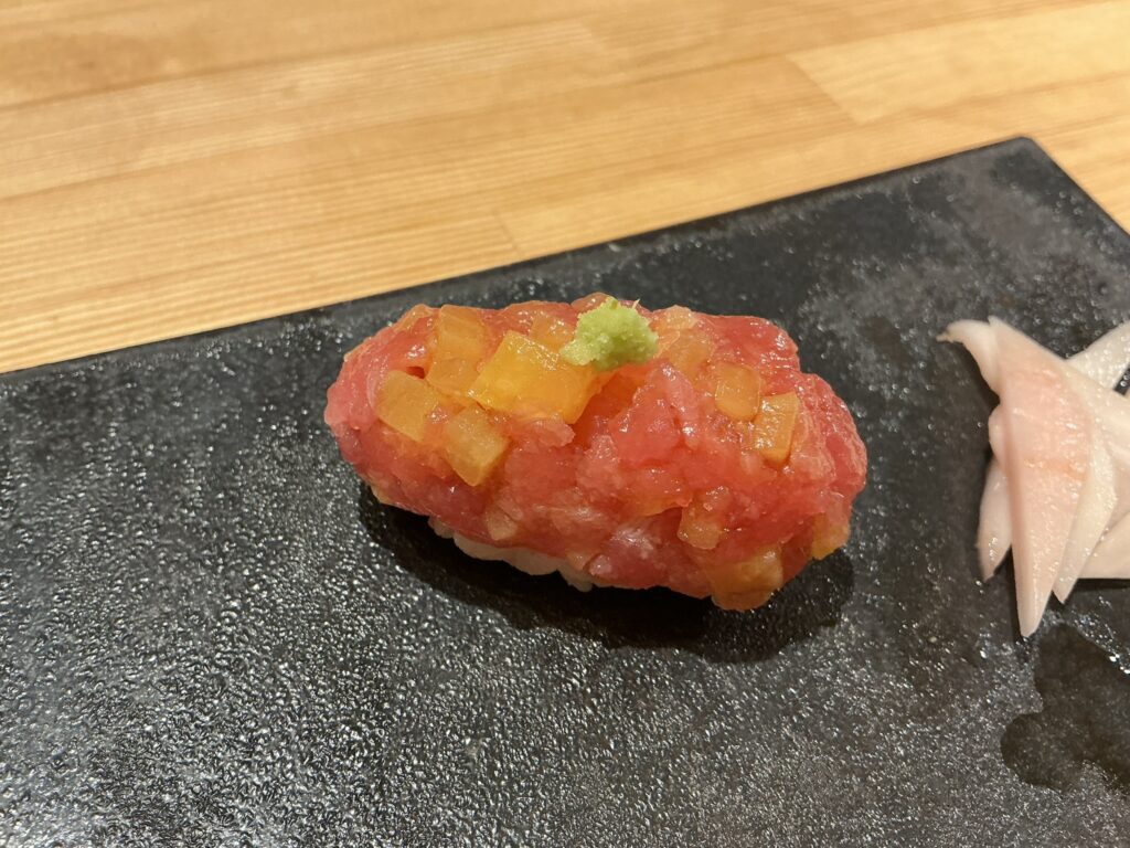 寿司こまちのトロタク