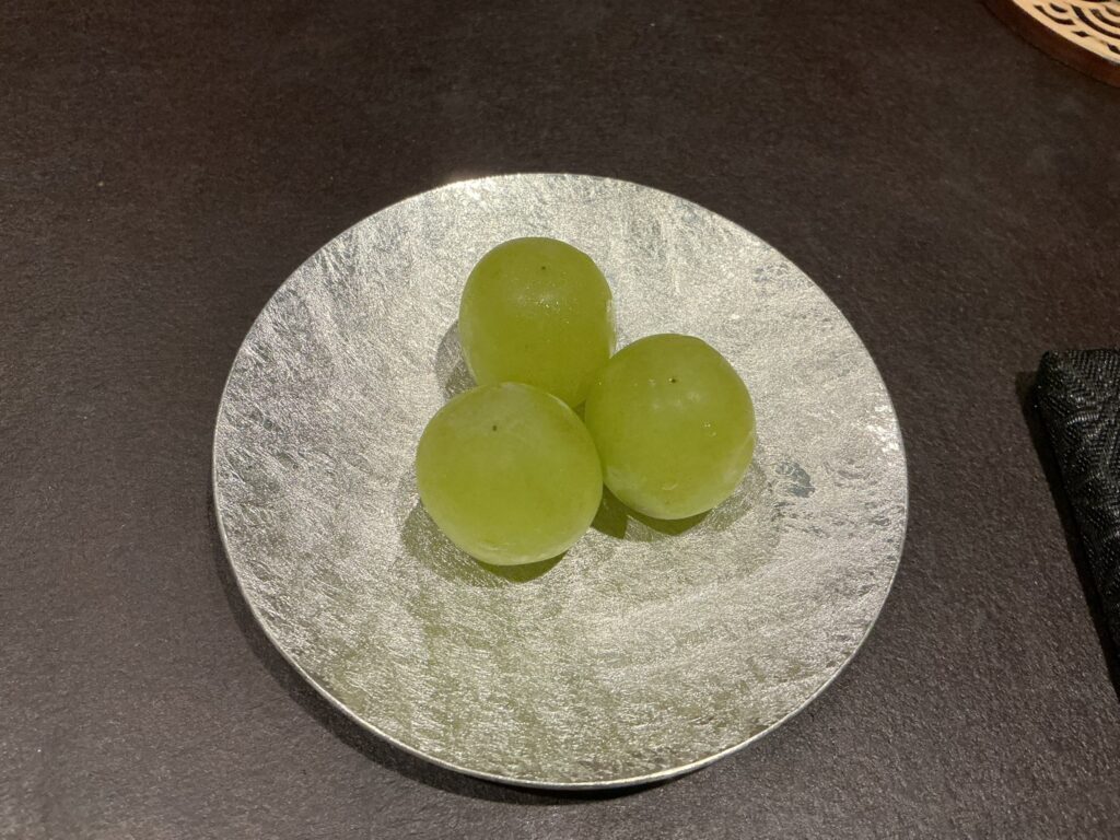 恵比寿とりひろのシャインマスカット