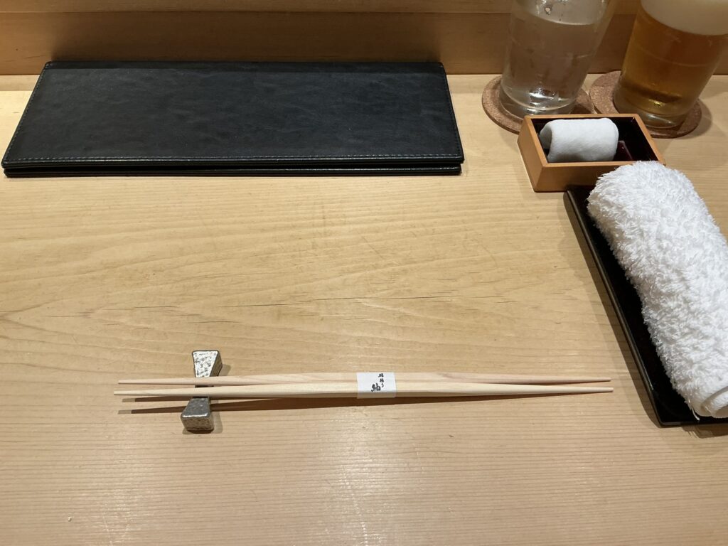 鮨結う紬のカウンターセット