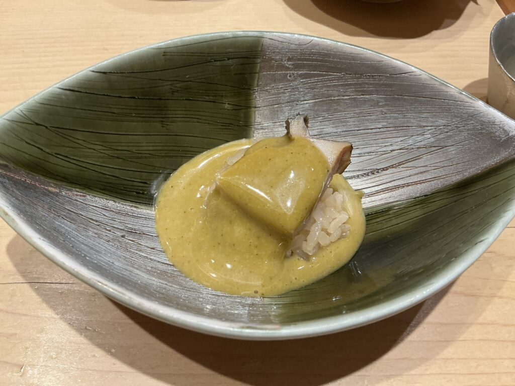 鮨結う紬のアワビ