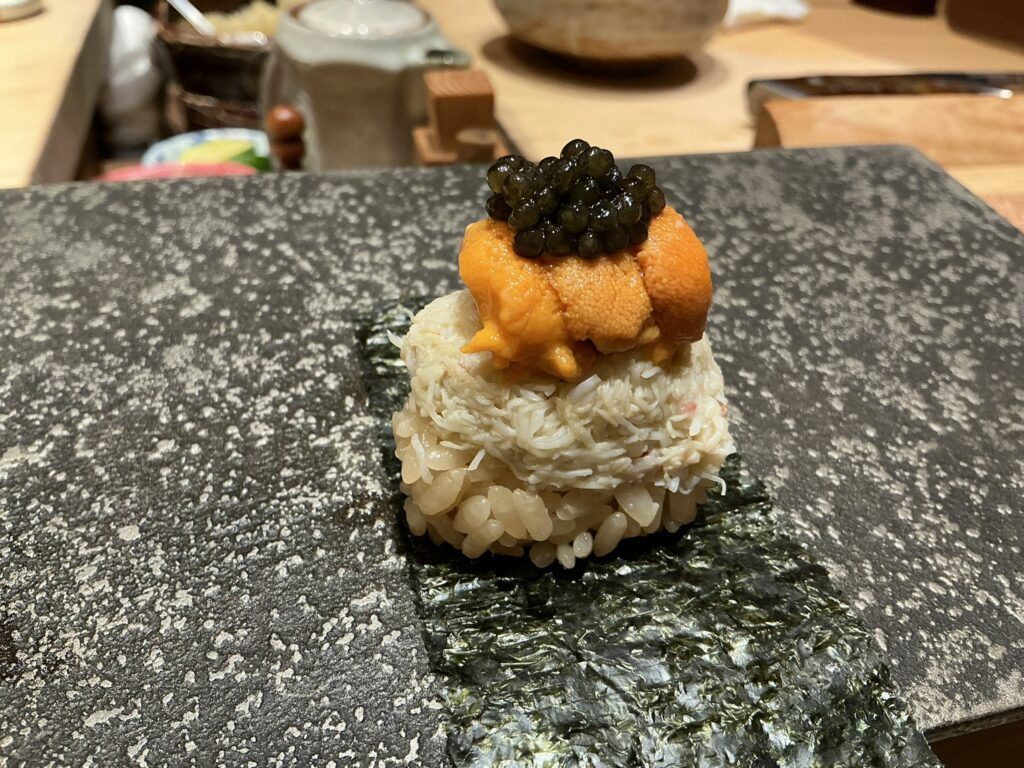 鮨結う紬の港区巻き