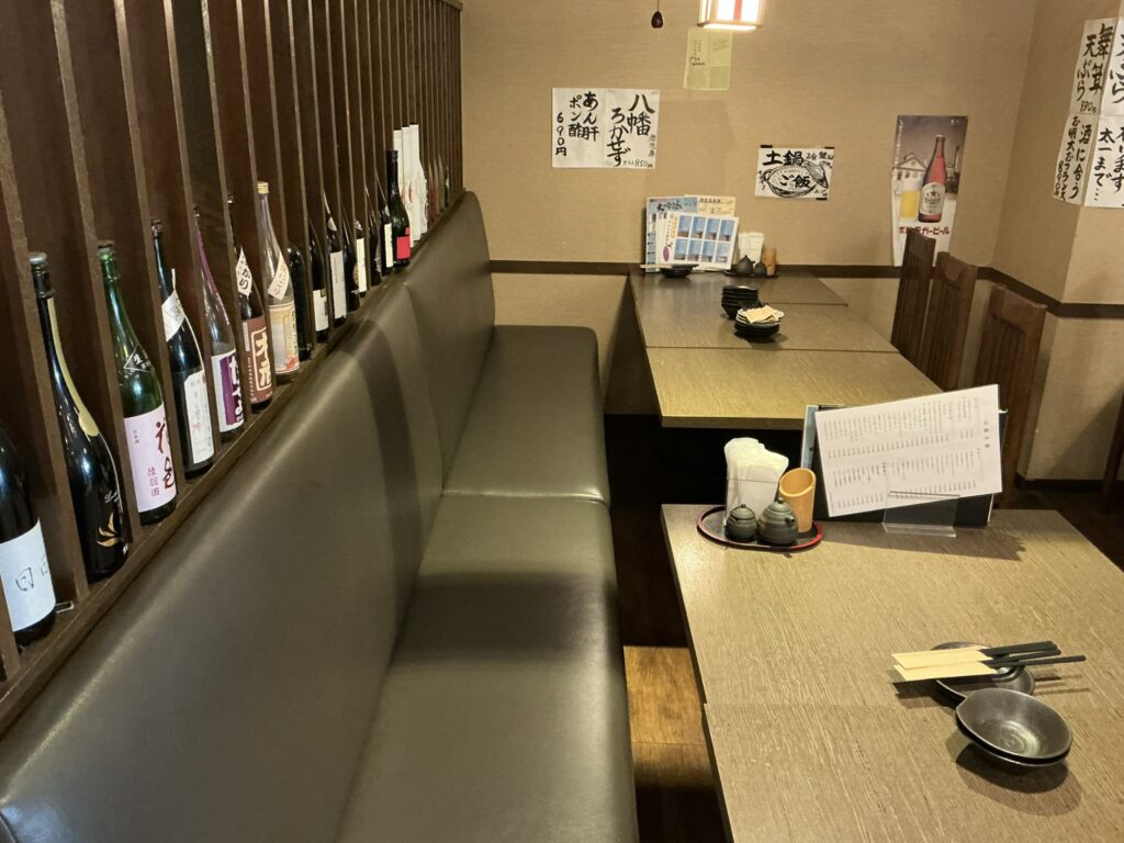 炭火晩酌屋煙の店内