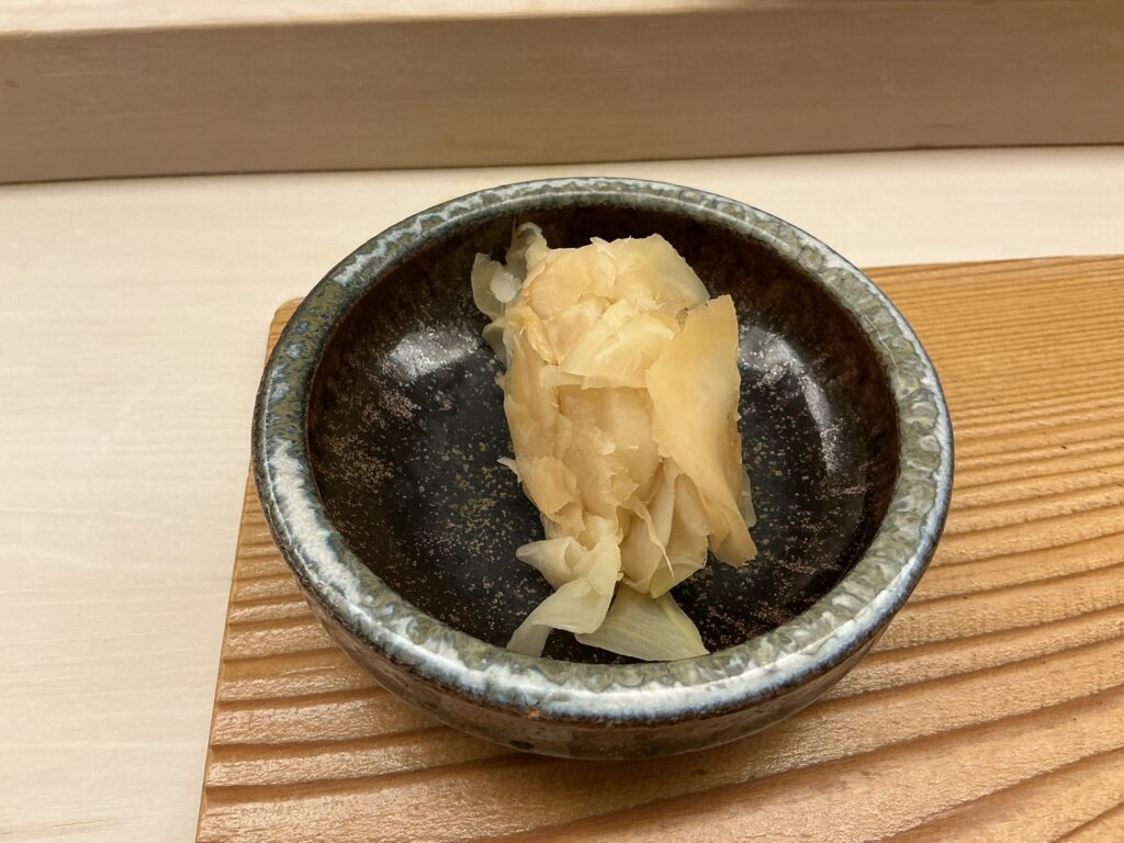 鮨おばなのガリ