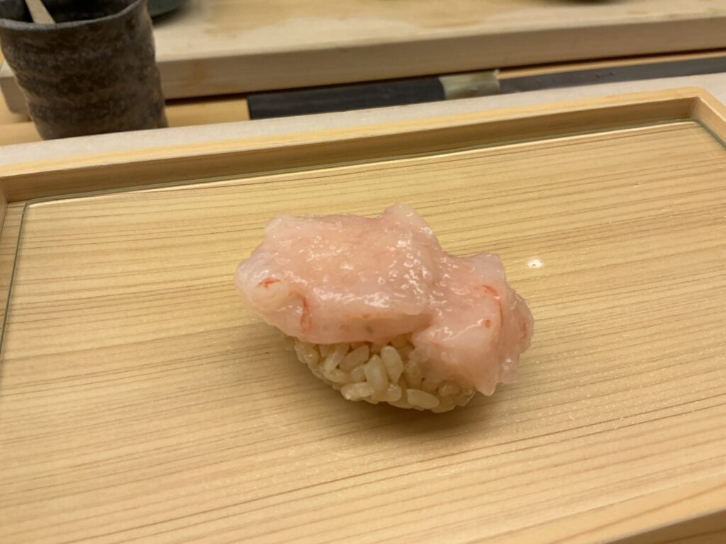 鮨おばなのアマエビ