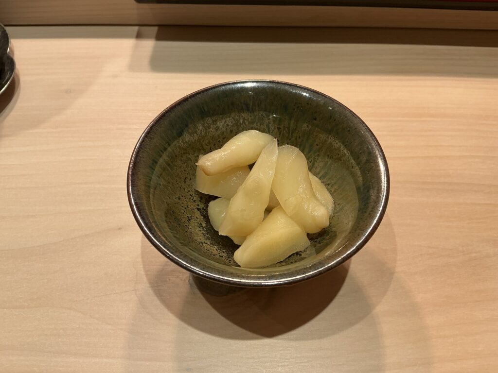 すし良月のガリ