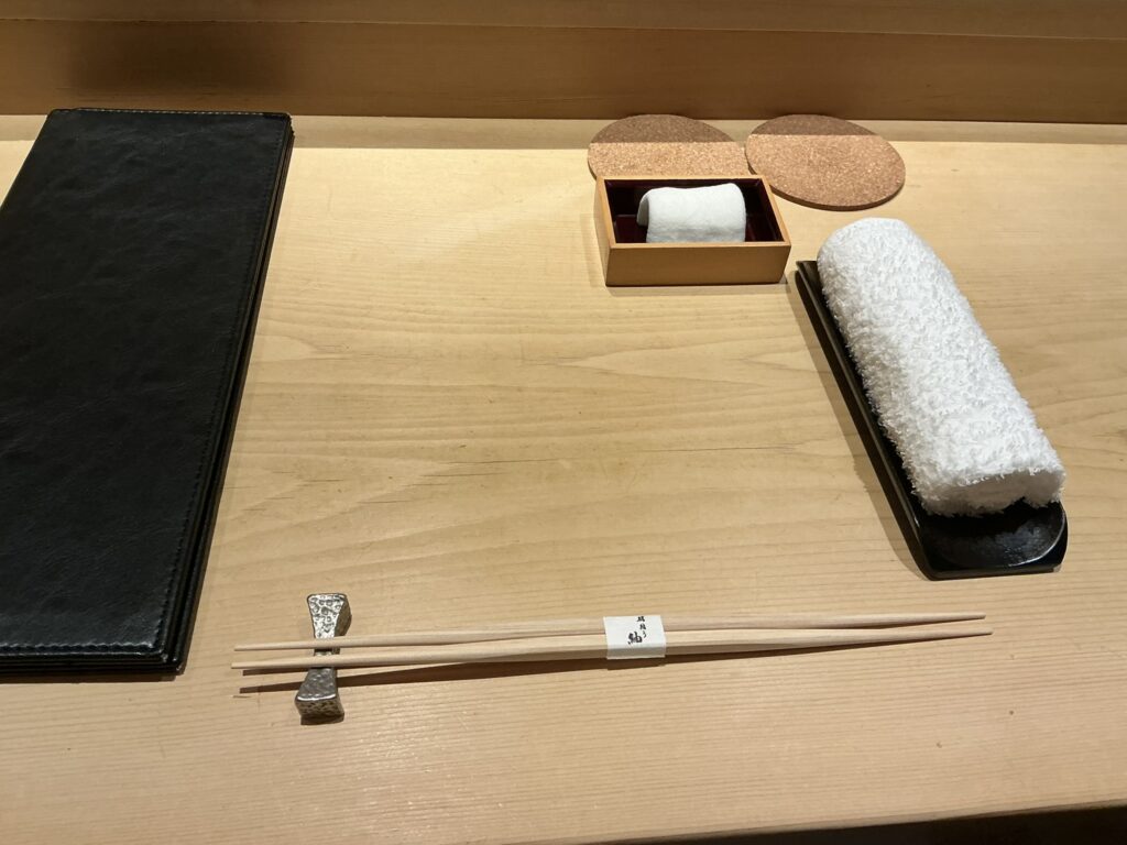 鮨結う紬のカウンターセット