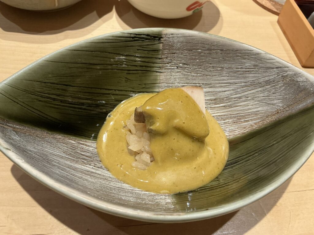 鮨結う紬のアワビ