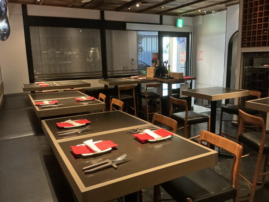 バルデエスパーニャペロの店内