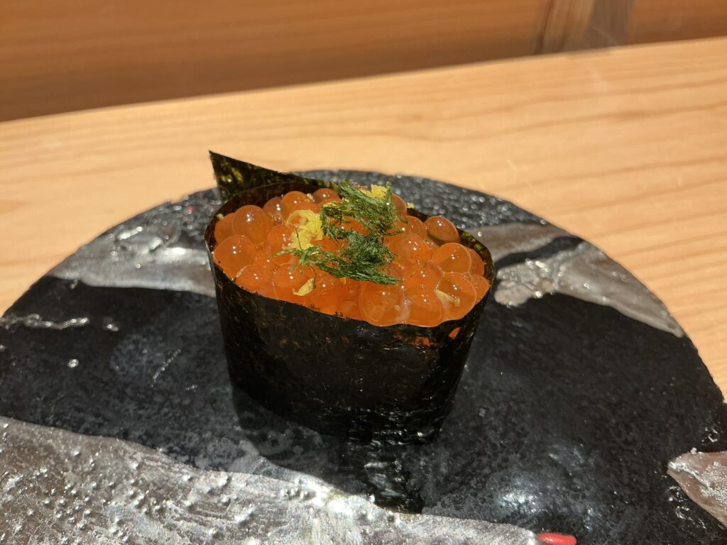 浅草壽司清のイクラ