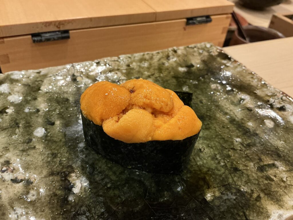 鮨桂太のウニ
