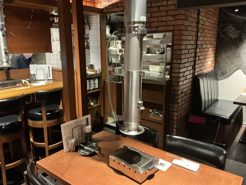 王道焼肉豆だいふくの店内