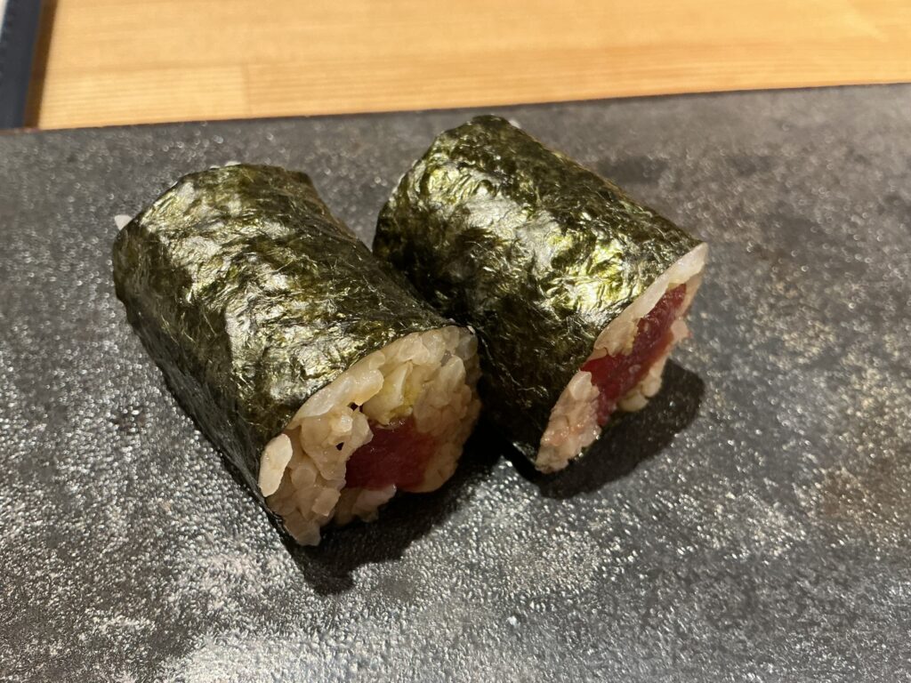 寿司こまちの鉄火巻き