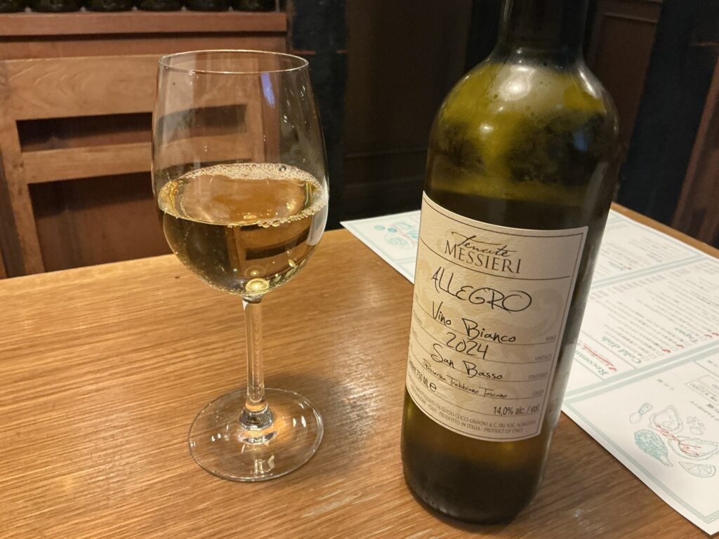 ニュー貝殻荘のワイン