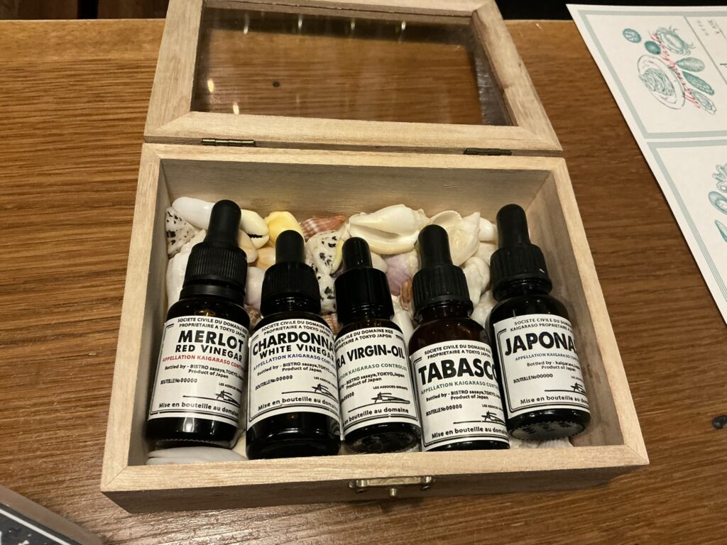 ニュー貝殻荘の生牡蠣