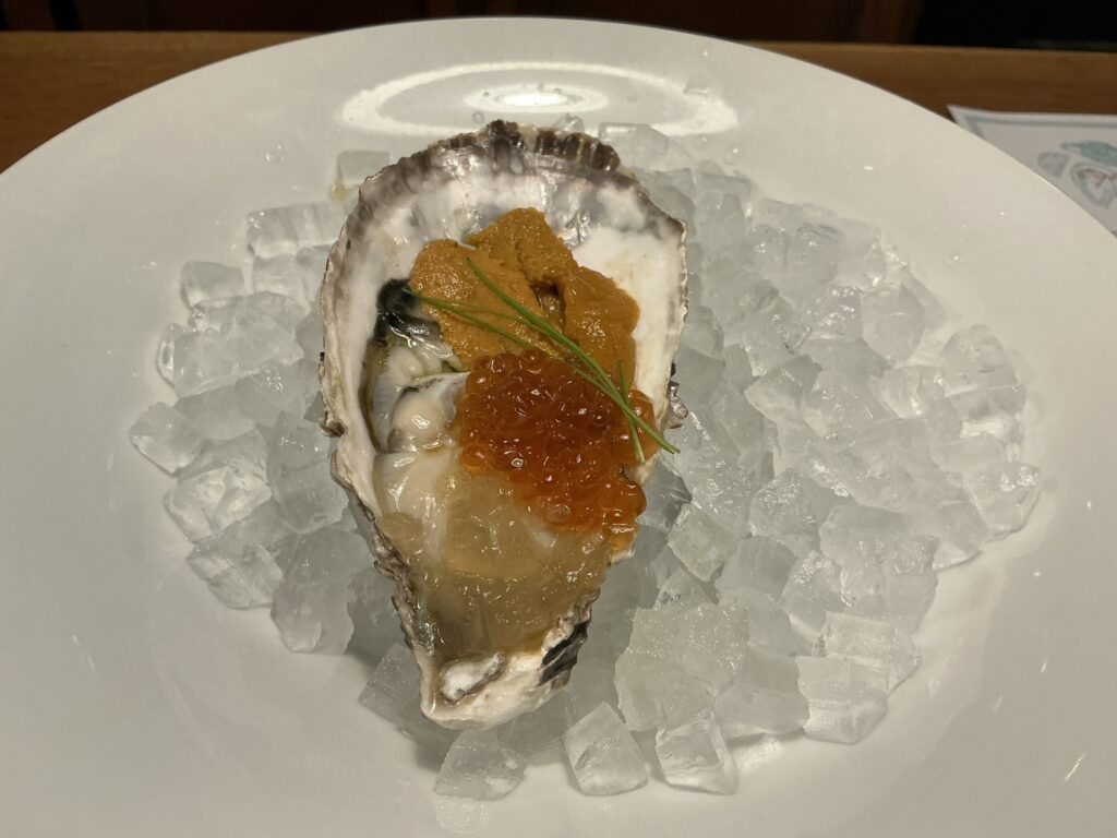 ニュー貝殻荘の牡蠣 × 雲丹 × いくら