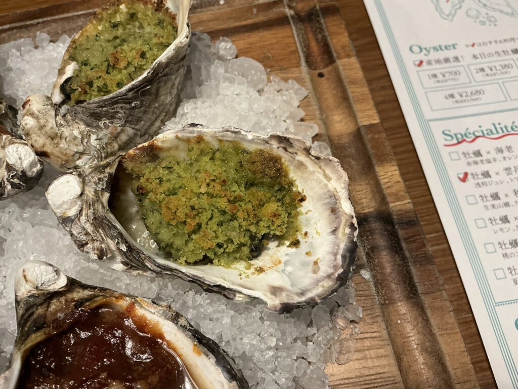 ニュー貝殻荘の牡蠣のエスカルゴバター焼