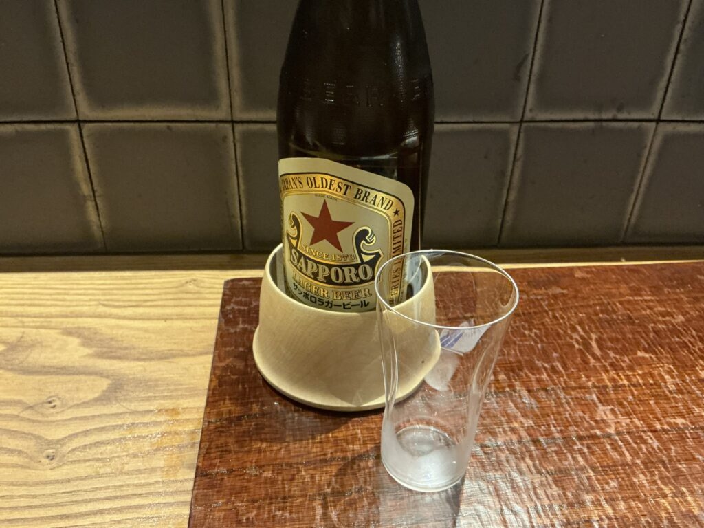 八重洲鰻はし本のビール