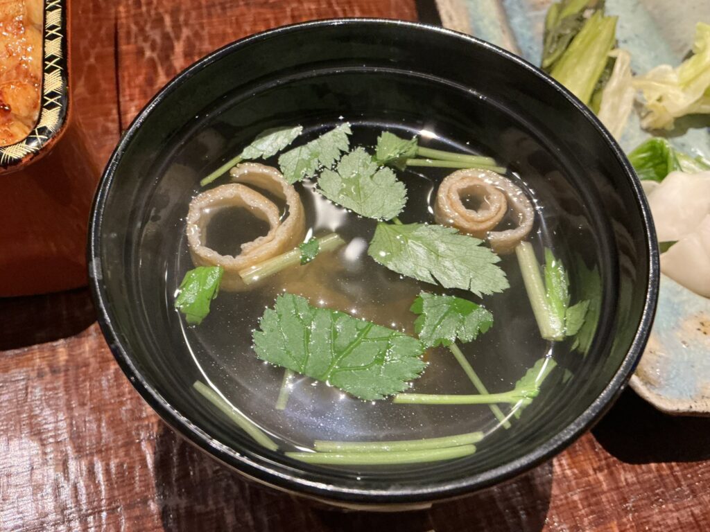 八重洲鰻はし本の肝吸い