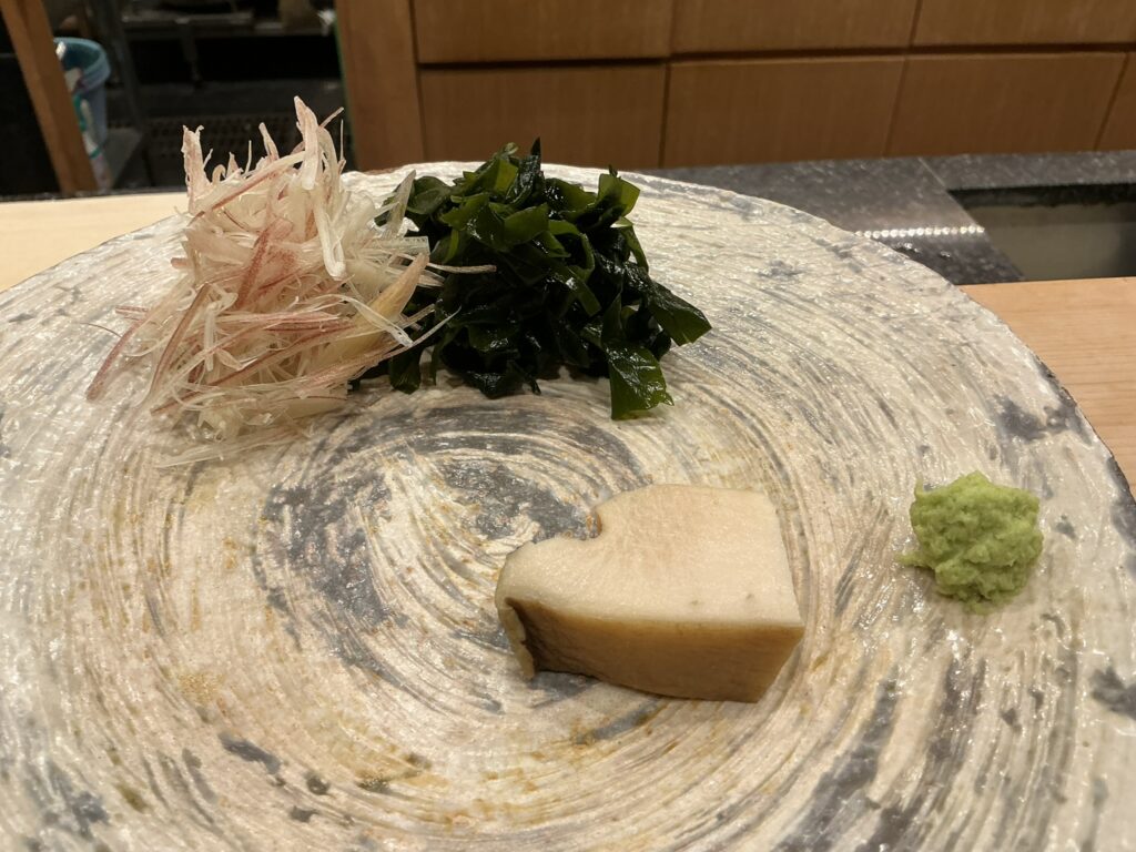 なか條のアワビ