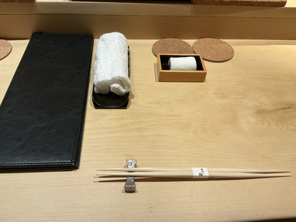 鮨結う紬のカウンターセット