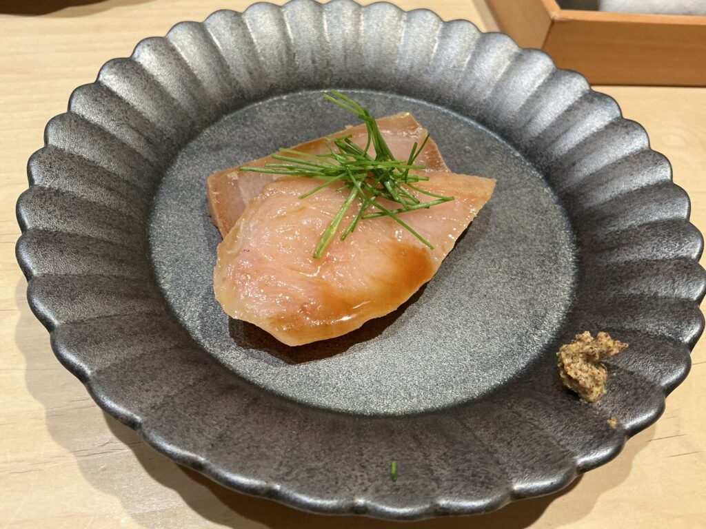 鮨結う紬のメカジキ