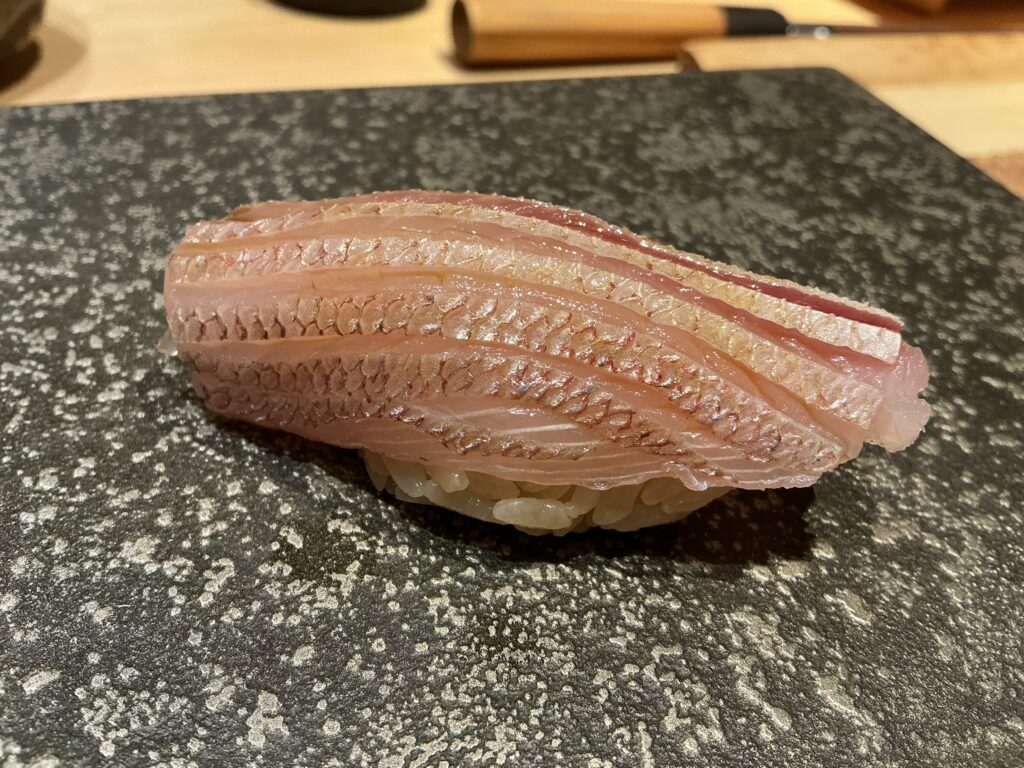 鮨結う紬のカスゴ