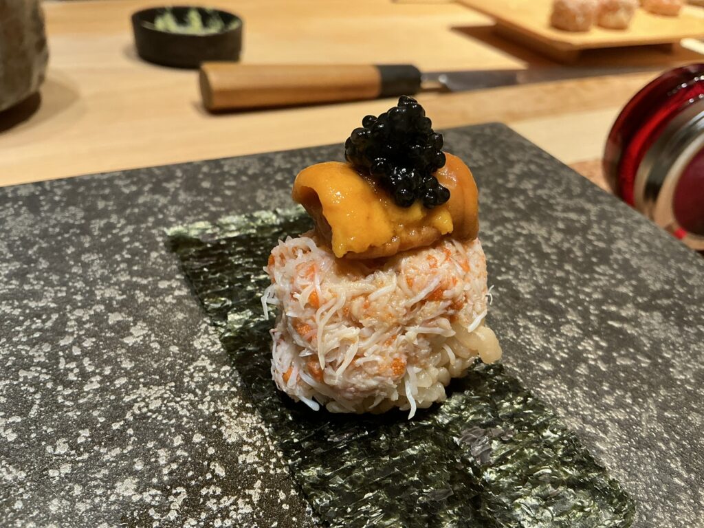 鮨結う紬の港区巻き