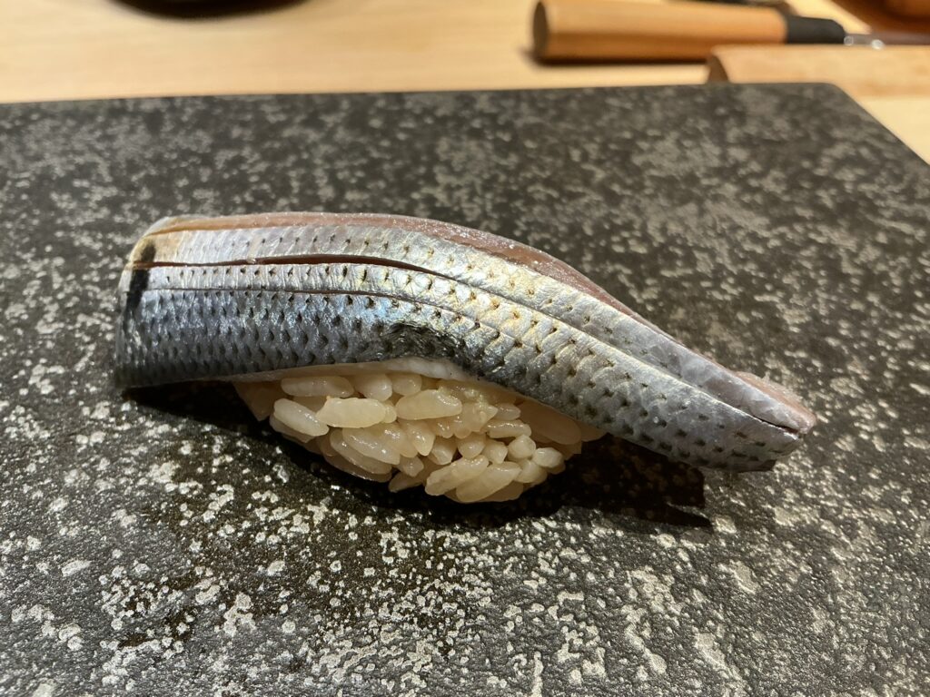 鮨結う紬のコハダ