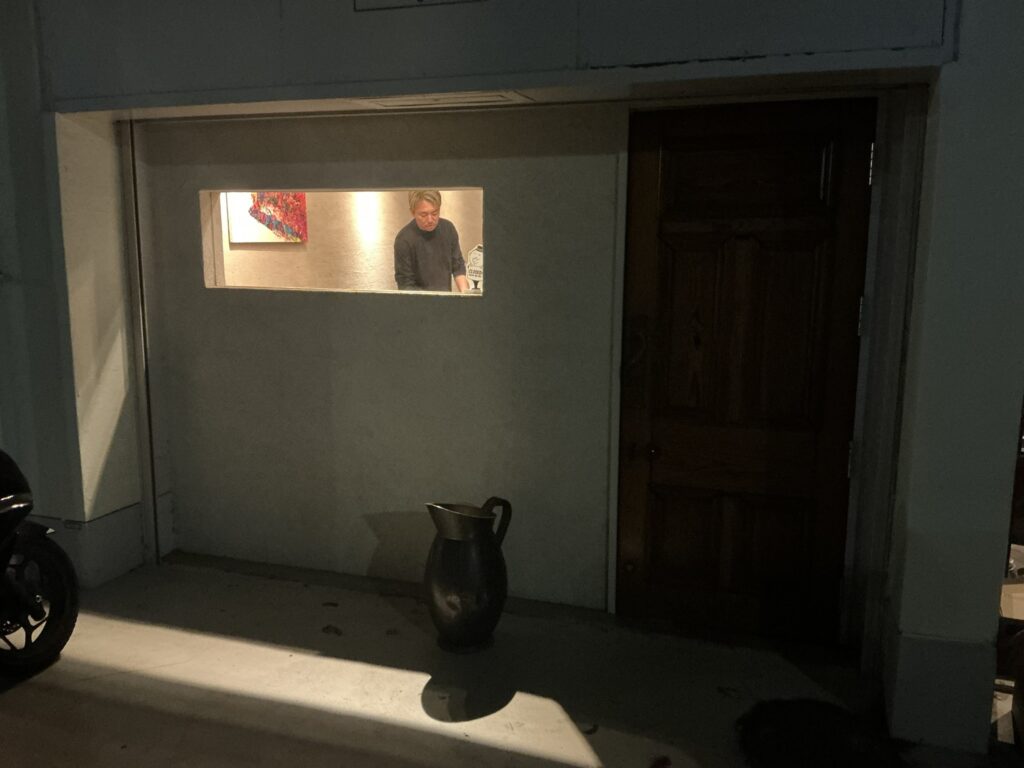 コンメディアの玄関